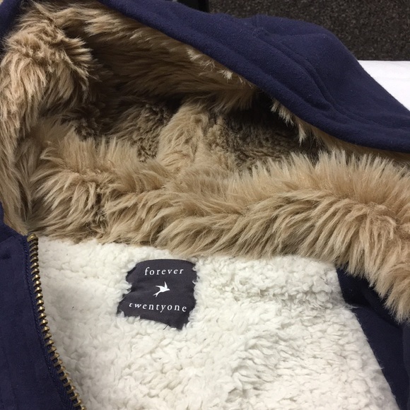 Jacket - Picture 2 of 6